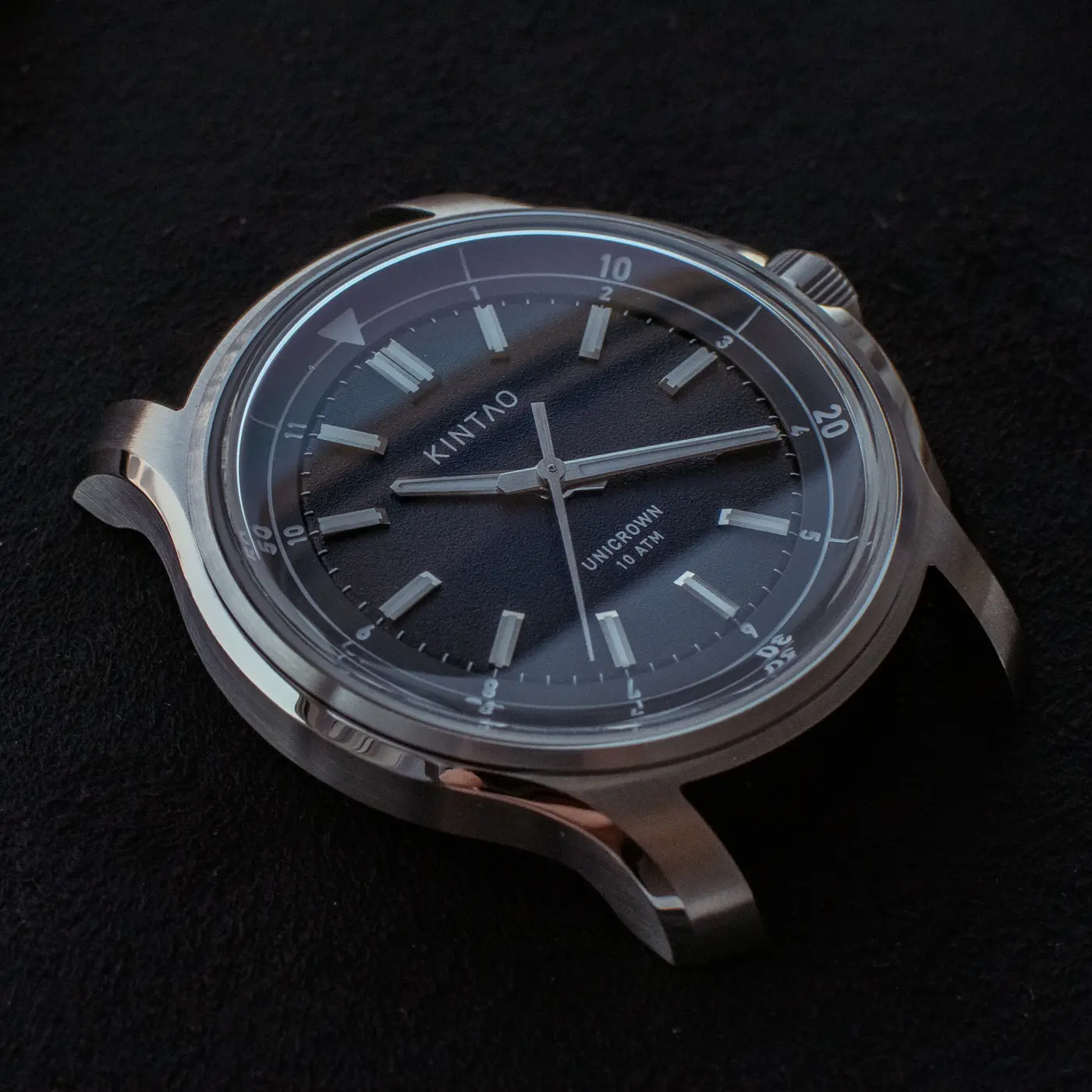 Chapter 1 worn — everyday shot 2